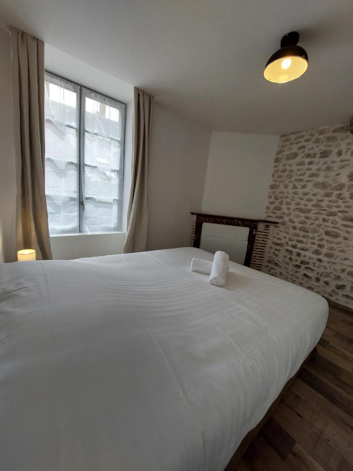 Appartements L'Hirondelle Beaugency Exterior foto