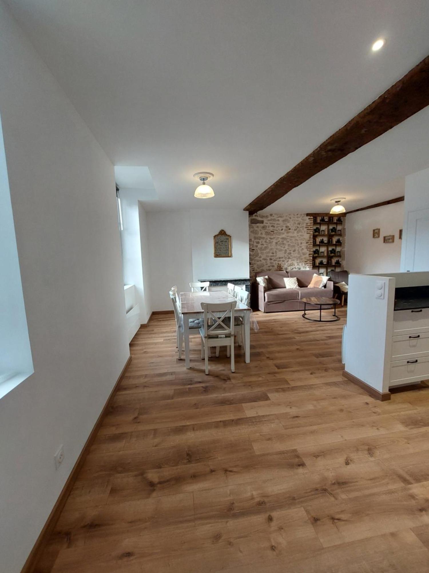 Appartements L'Hirondelle Beaugency Exterior foto