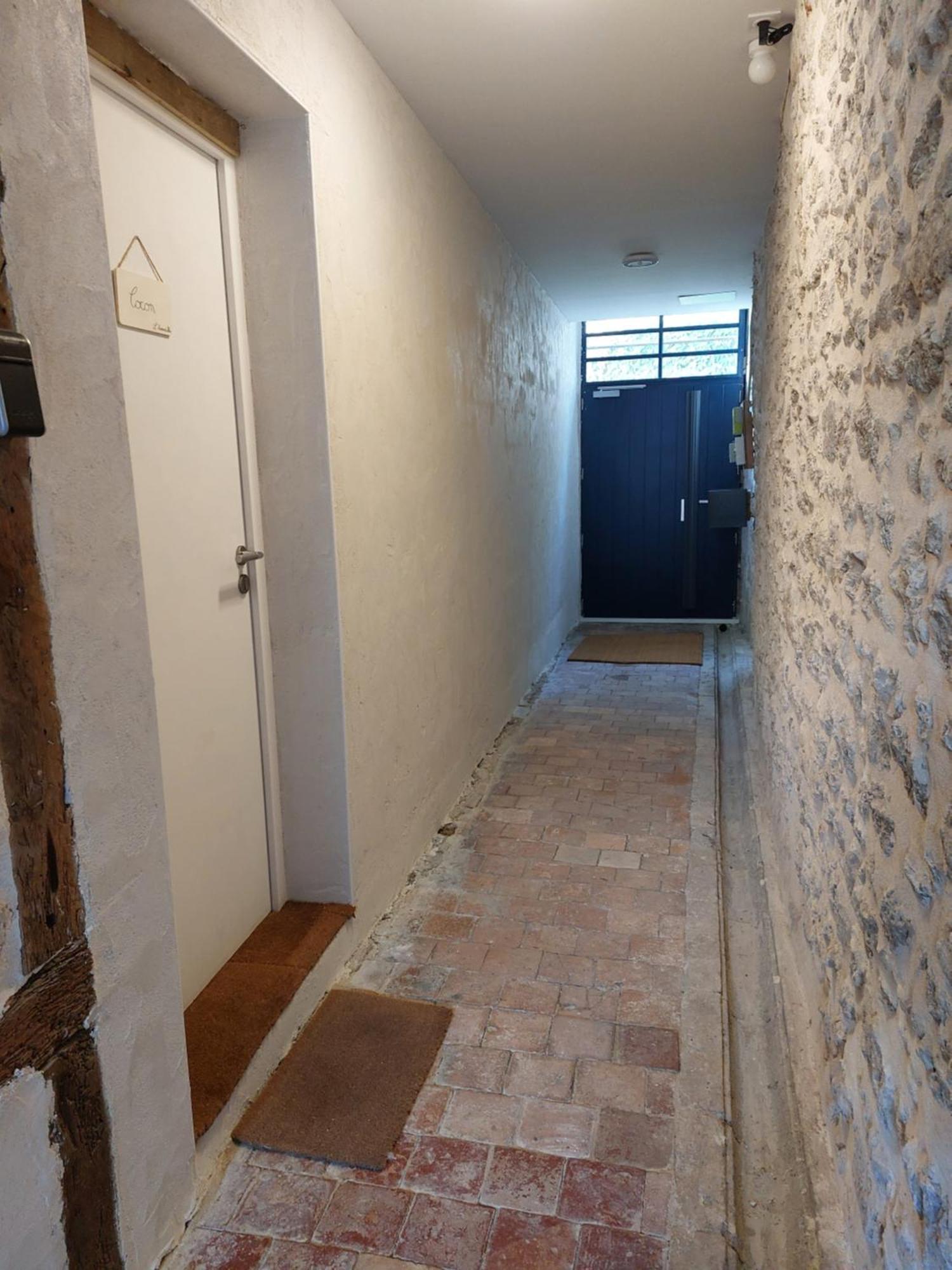 Appartements L'Hirondelle Beaugency Exterior foto